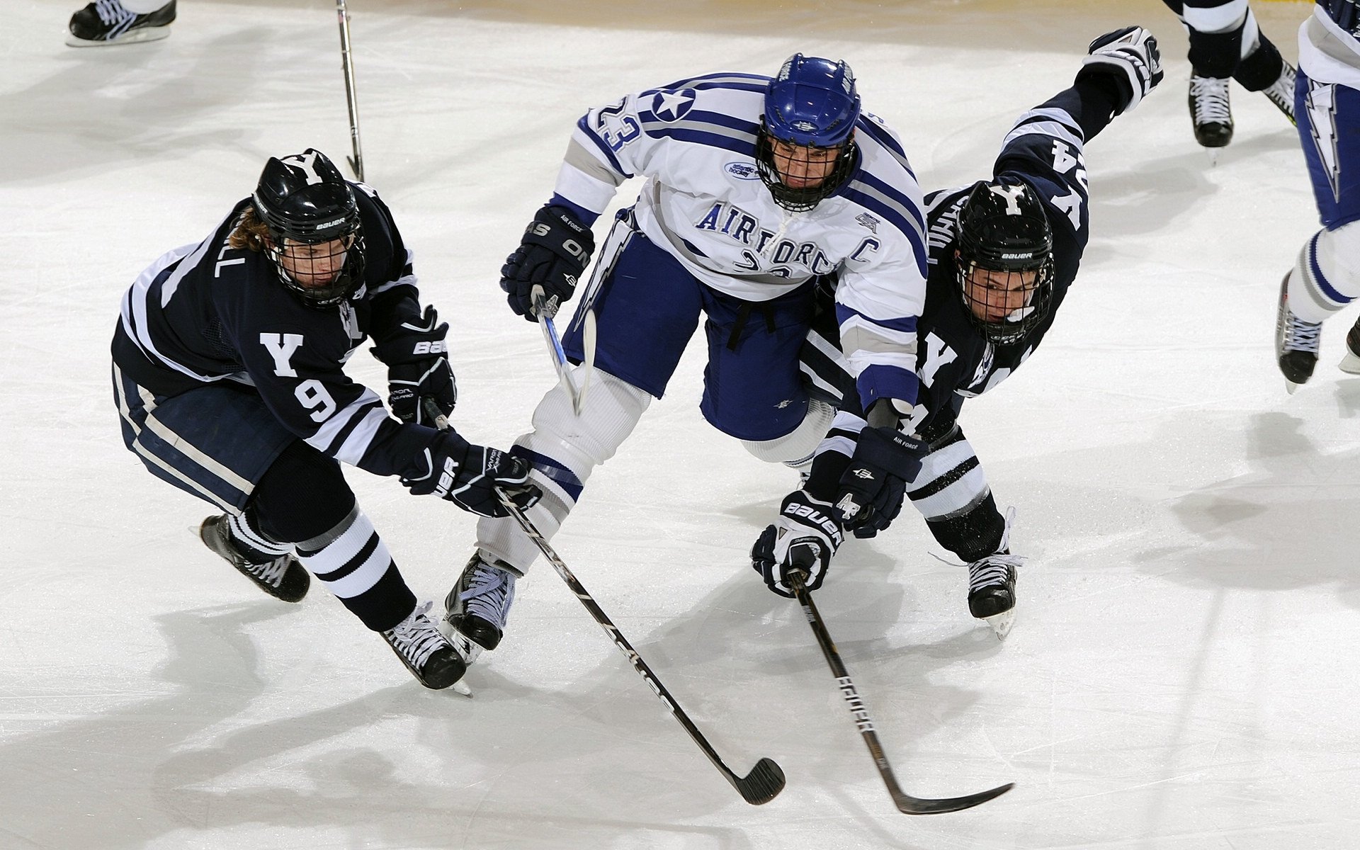 开云app注册-西甲攻防炫技：精彩瞬间层出不穷！，西甲防守强度